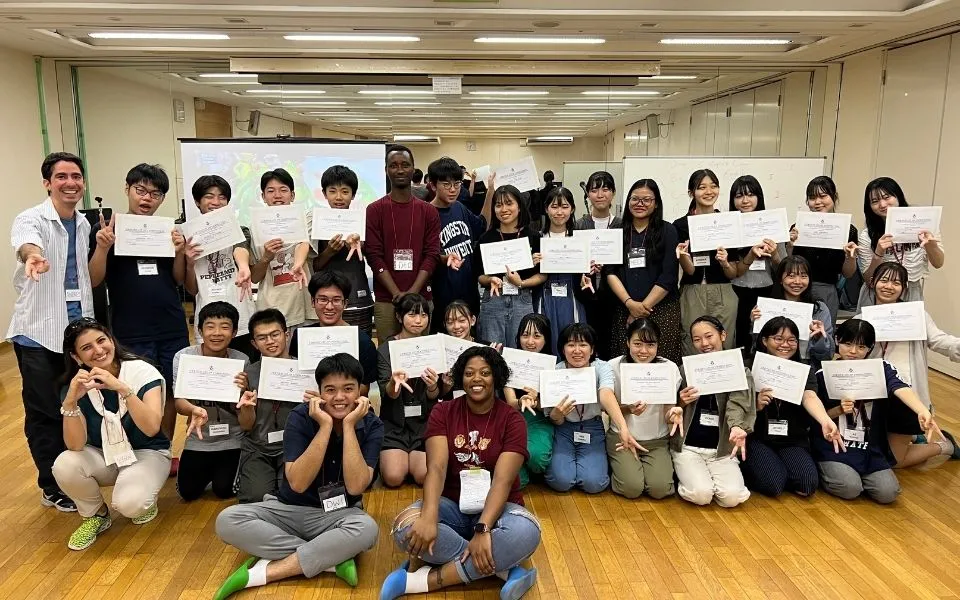 グローバルな学びを刺激する多様な講師・留学生